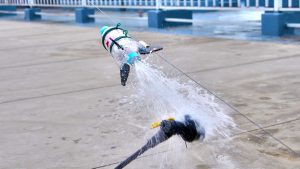 水ロケットの発射の瞬間