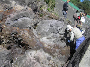 米神海岸の溶岩