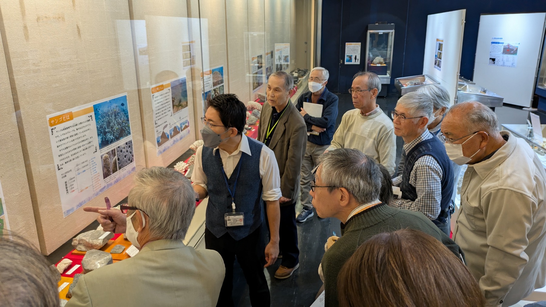 写真：解説のようす