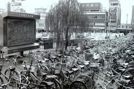 平塚駅北口の放置自転車
