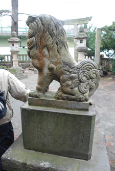 八幡神社の狛犬