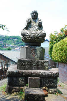 海上安全の地蔵