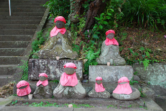吉浜素鵞神社のセーノカミさん