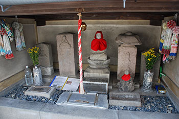 子守地蔵尊