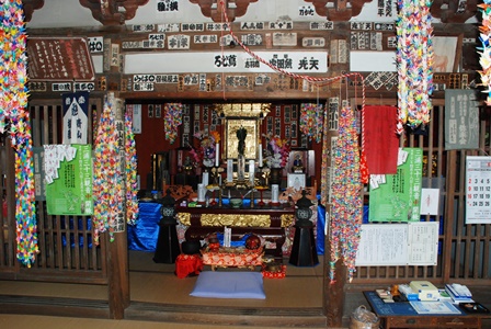 長慶寺の堂内