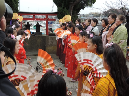 仲崎竜神様へ奉納