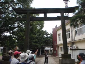 大正関東地震で倒壊した三嶋神社の二の鳥居