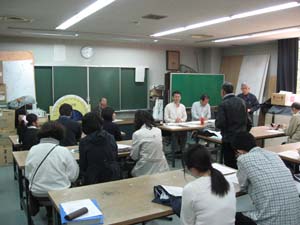 ガイダンスで新入会員の自己紹介
