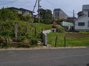 相模国で最古とされる運河、逆川の船着き場跡。（海老名市国分南1丁目）
