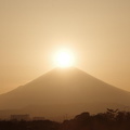 ダイヤモンド富士2020.03.26平塚市寺田縄2（撮影　剱持瑞穂）