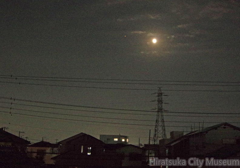 火星と月20201029平塚(撮影　剱持瑞穂）.jpg