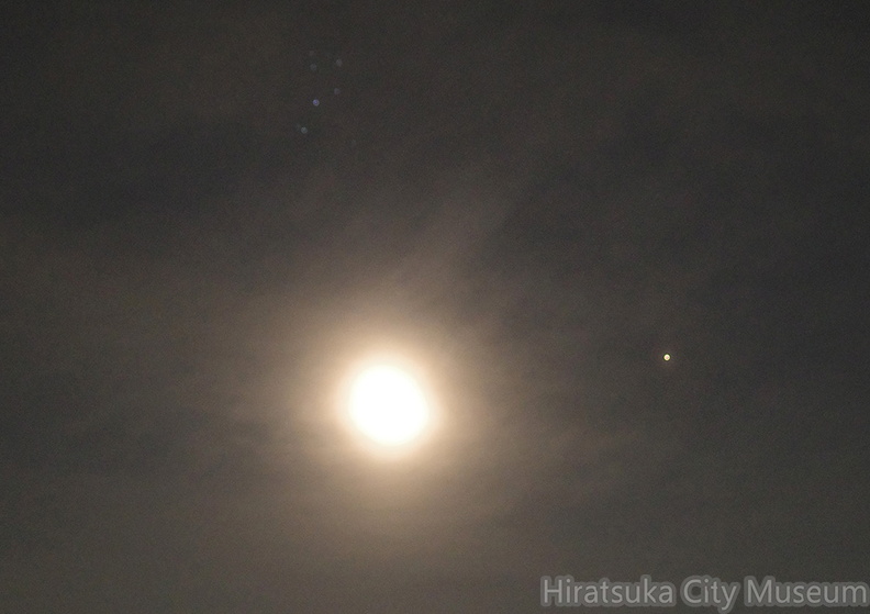 月と火星2022.08.20_0時29分_長持（撮影　剱持瑞穂）.jpg