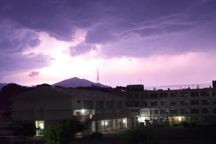 雷2023.07.04平塚（撮影　岡根武彦）