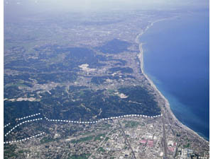 国府津松田断層を望む2