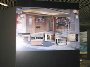 駅前の写真パネル