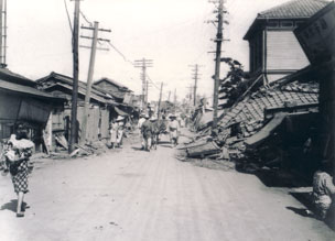 現明石町の惨状