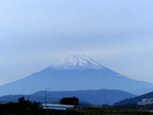 富士山初冠雪