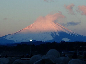 大磯海岸からの富士山